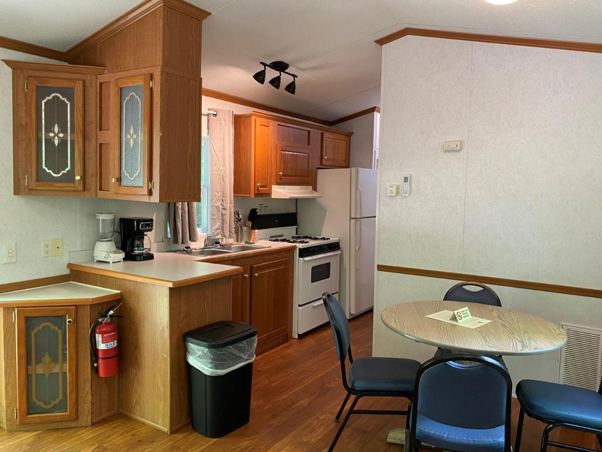 The Vintage Rv'S At Wilderness Presidential Camp Resort By Tripforth Spotsylvania Eksteriør billede